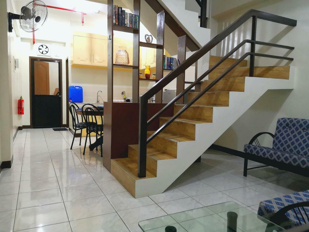 Jdl Residences Hostel 레가스피 외부 사진